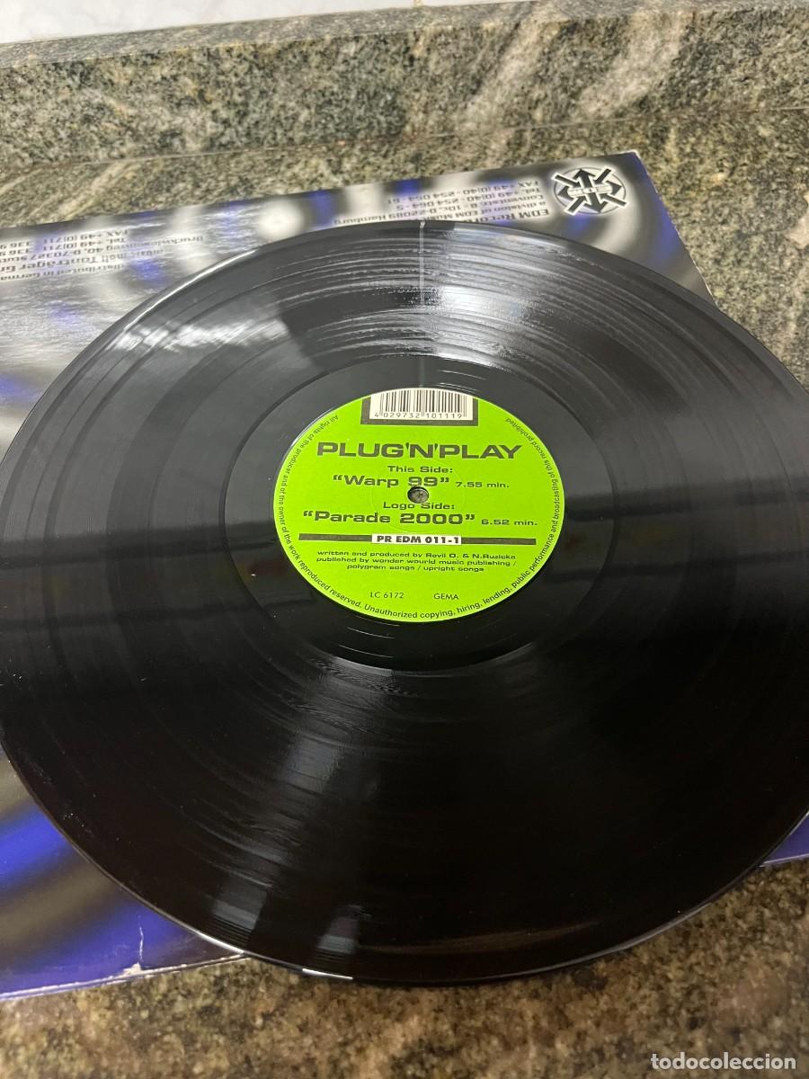 Discos de vinilo: PlugNPlay Warp 99 / Parade 2000 - Foto 2