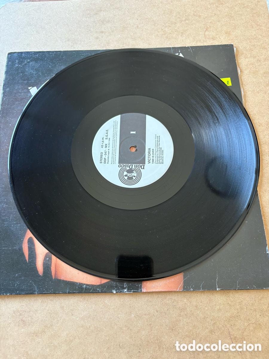 Discos de vinilo: Maxi vinilo Victoria Time is Over (A17) - Foto 2