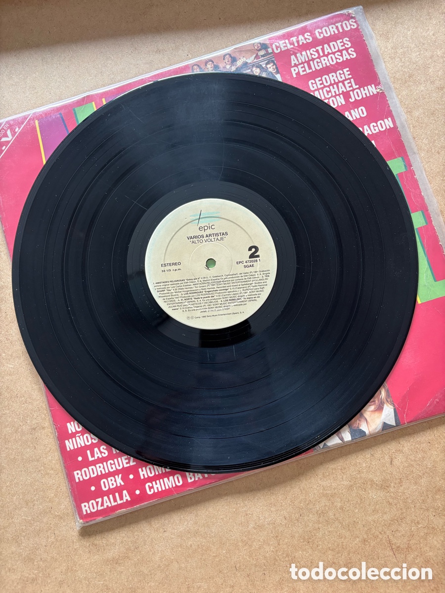 Discos de vinilo: Lp doble Alto Voltaje (A17) - Foto 4