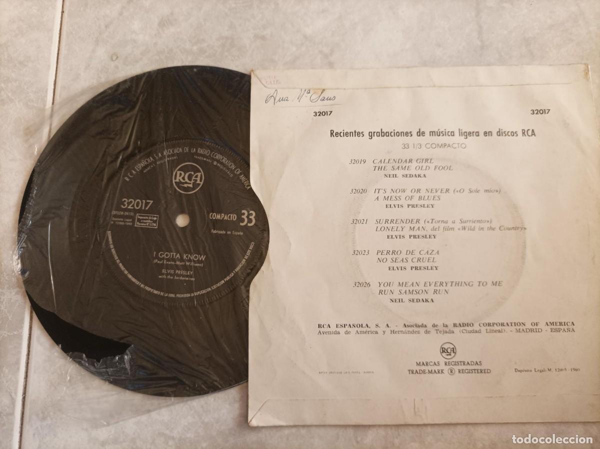 Discos de vinilo: Elvis Presley single -version diferente leer- - Foto 3