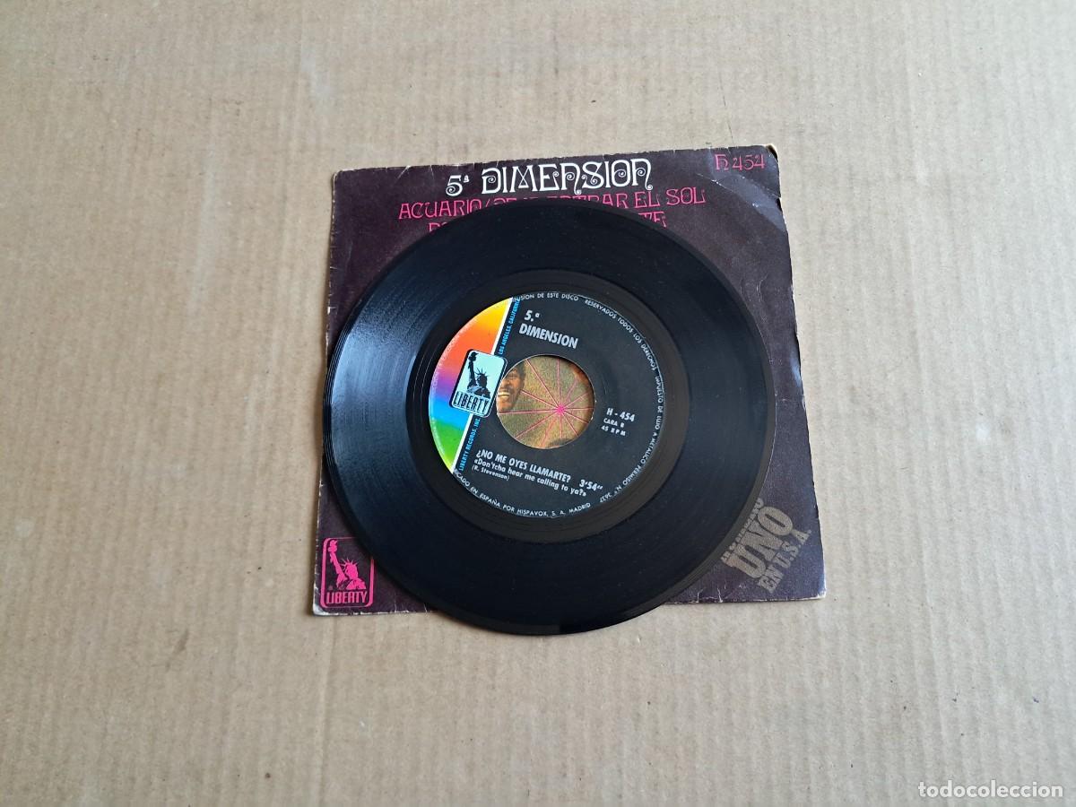 Discos de vinilo: 5&ordf; DIMENSION - ACUARIO SINGLE 1969 EDICION ESPA&Ntilde;OLA - Foto 2