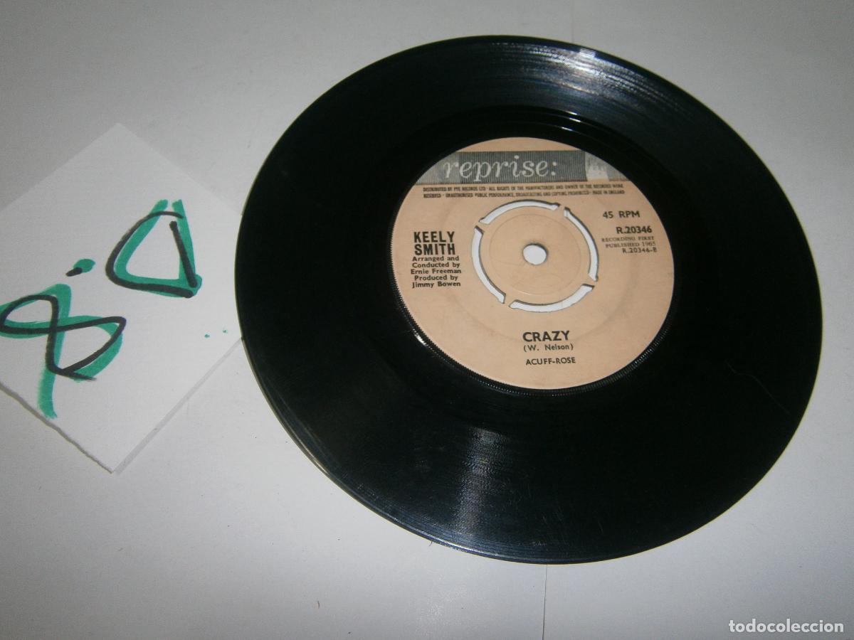 Discos de vinilo: ANTIGUO DISCO SINGLES VINILO - KEELY SMITH - Foto 2