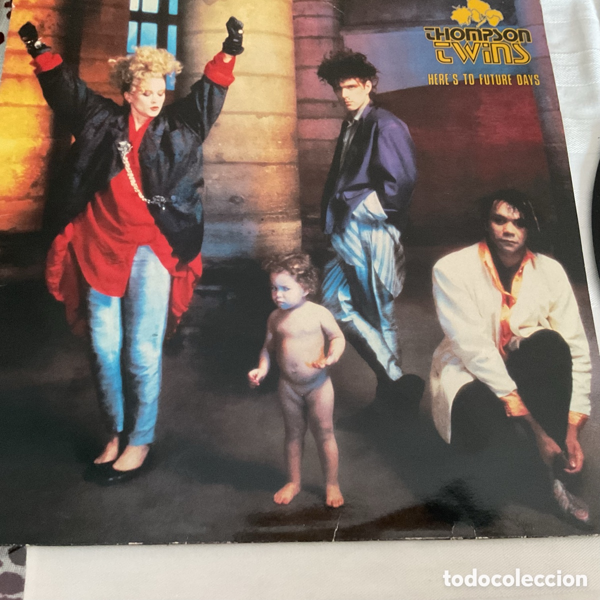 Discos de vinilo: VINILO THOMPSON TWINS HERE&rsquo;S TO FUTURE DAYS - Foto 1