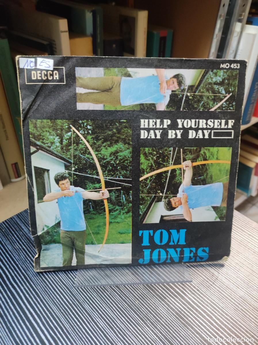 Discos de vinilo: Tom Jones &ndash; Help Yourself / Day By Day - Foto 1