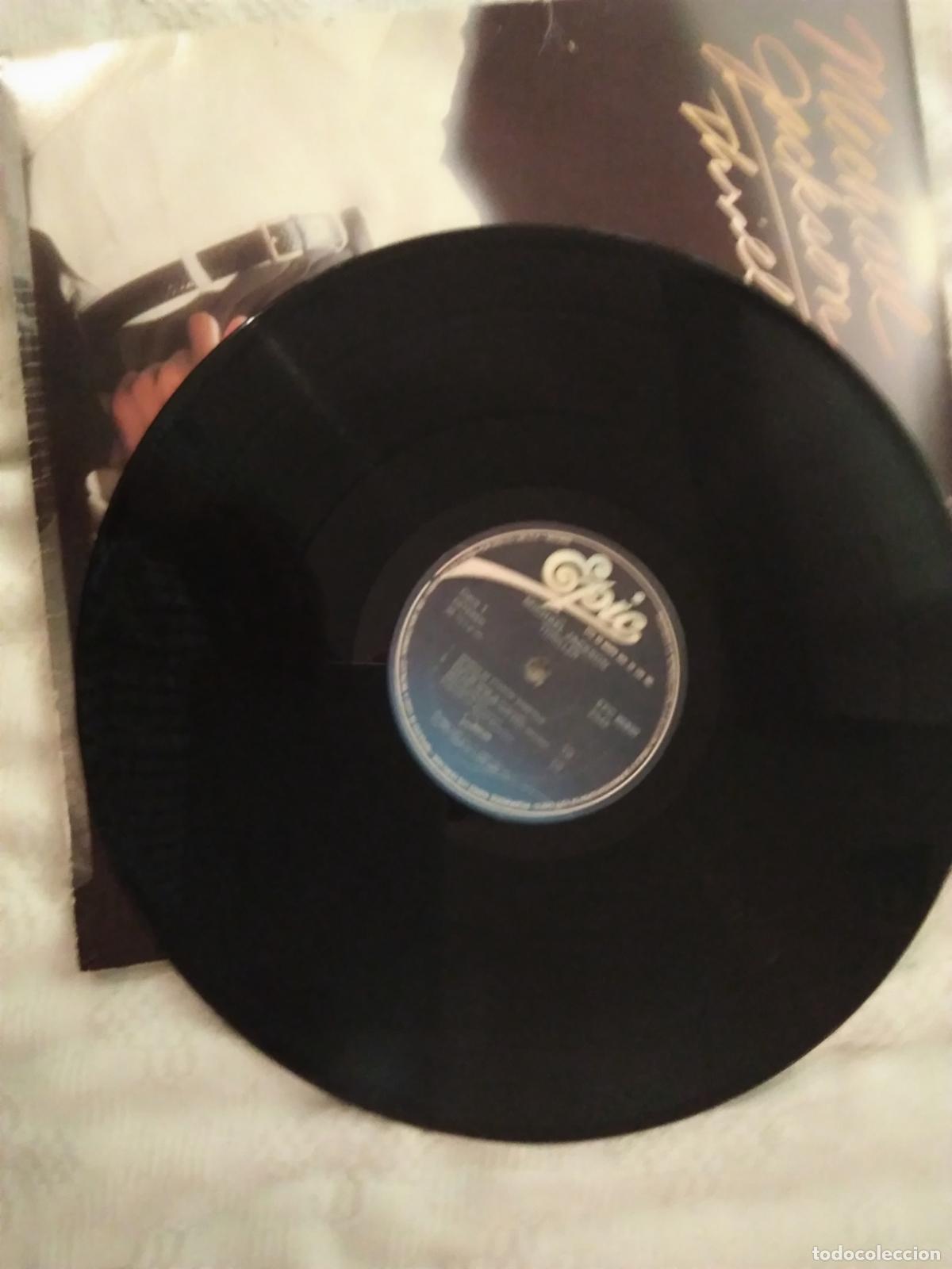 Discos de vinilo: LP MICHAEL JACKSON THRILER 1982 - Foto 3