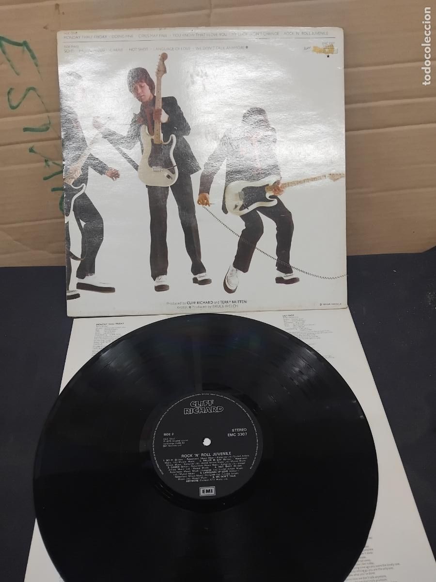 Discos de vinilo: CLIFF RICHARD - ROCKN ROLL JUVENILE. LP EMI 1979. - Foto 2