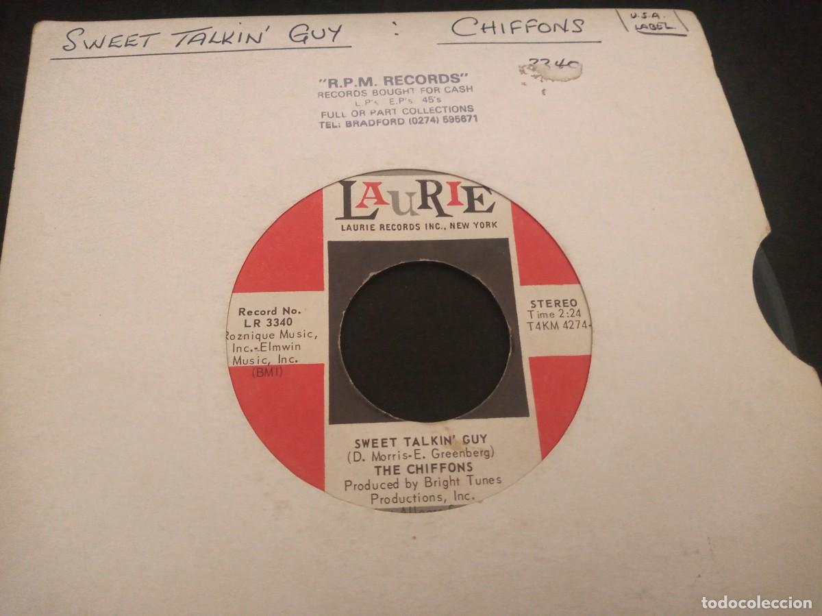 Discos de vinilo: THE CHIFFONS - SWEET TALKIN GUY - SINGLE. - Foto 1