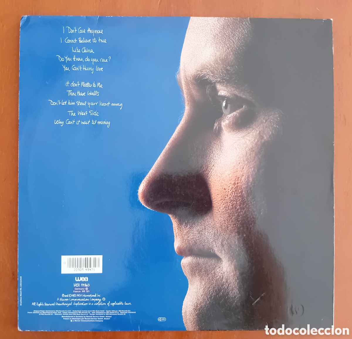 Discos de vinilo: PHILL COLLINS. HELLO I MUST BE GOING!. LP VINILO. WEA. 1982 - Foto 2