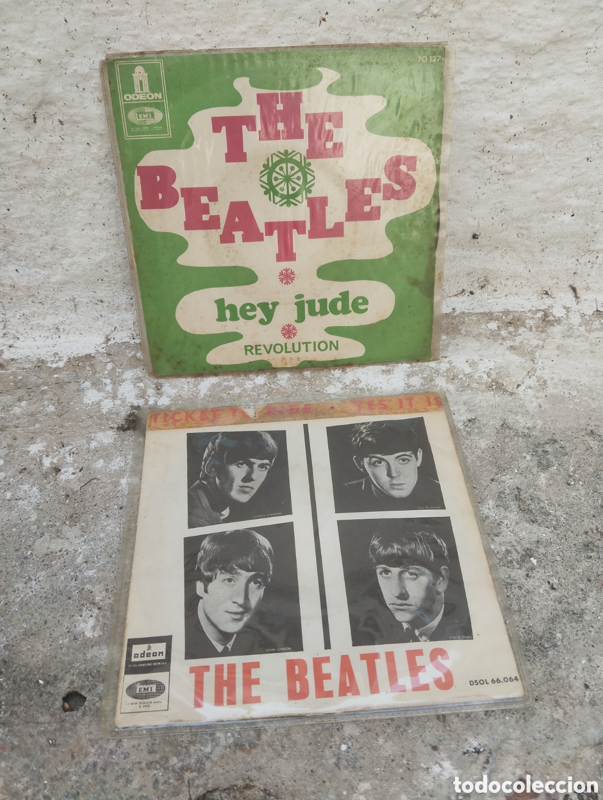 Discos de vinilo: LOTE 2 SINGLES THE BEATLES - Foto 1