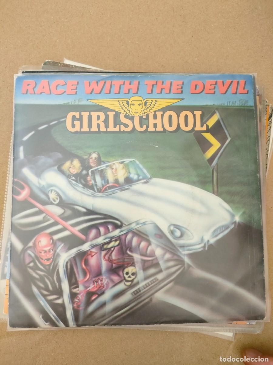 Discos de vinilo: Girlschool. RACE with the d&eacute;vil - Foto 1