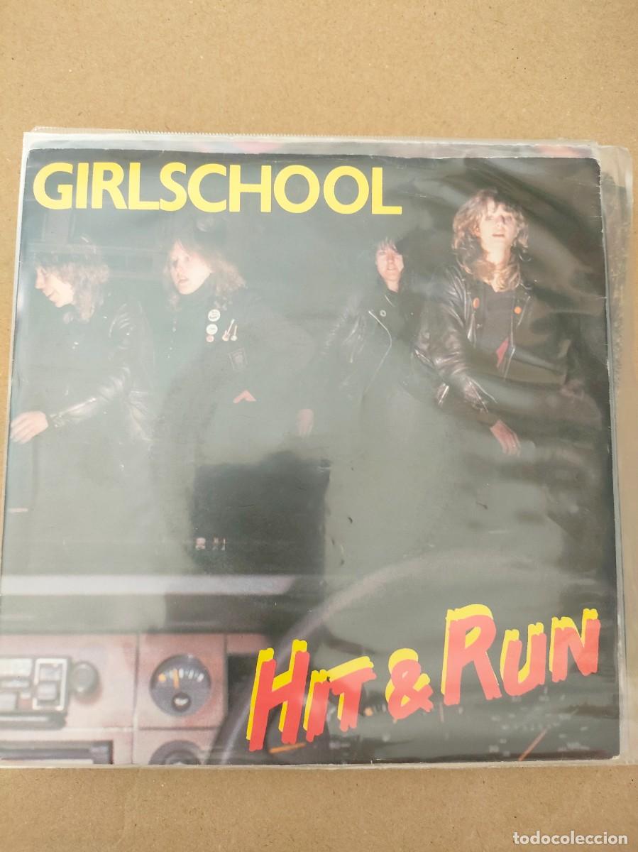 Discos de vinilo: Girlschool. Hit and run - Foto 1