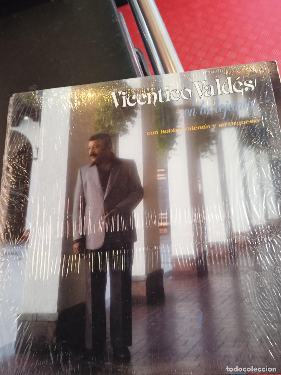 Discos de vinilo: VICENTICO VALD&Eacute;S- EN LA LEJAN&Iacute;A. LP - Foto 1