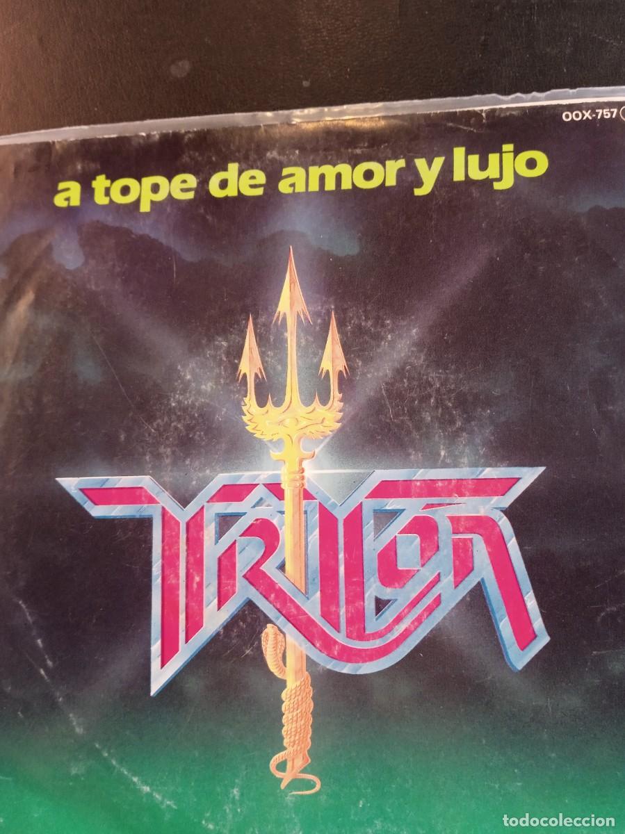 Discos de vinilo: TRIT&Oacute;N- A TOPE DE AMOR Y LUJO. SINGLE - Foto 1