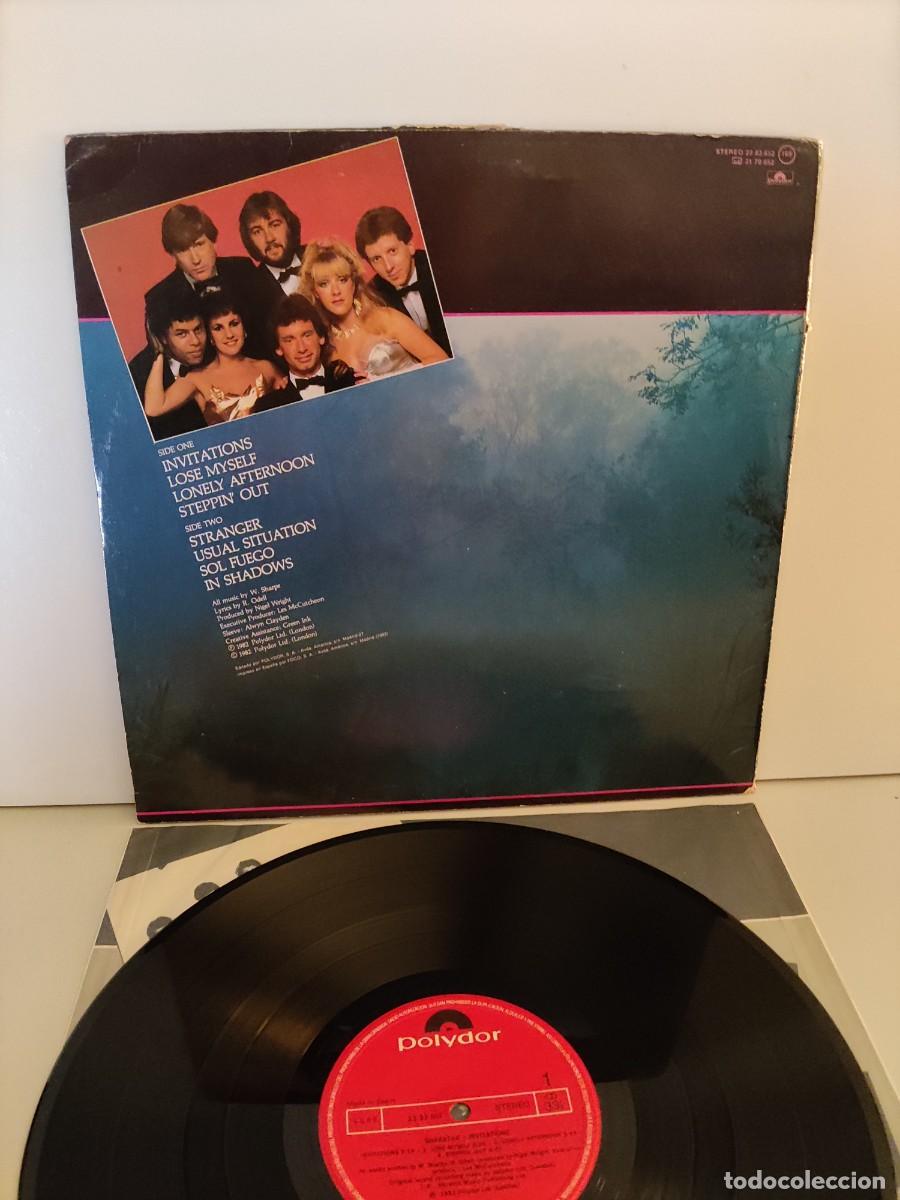 Discos de vinilo: LP 32 Shakatah - Invitations 1982 (Disco como nuevo) - Foto 3