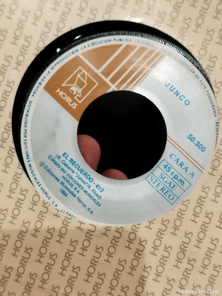 Discos de vinilo: Junco, el recuerdo. Vinilo 7&rdquo;. - Foto 2
