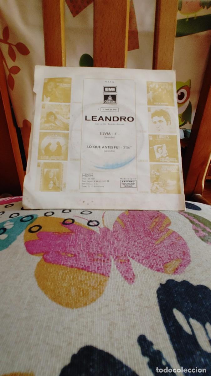Discos de vinilo: LEANDRO-SINGLE SILVIA/LO QUE ANTES FUI - Foto 2