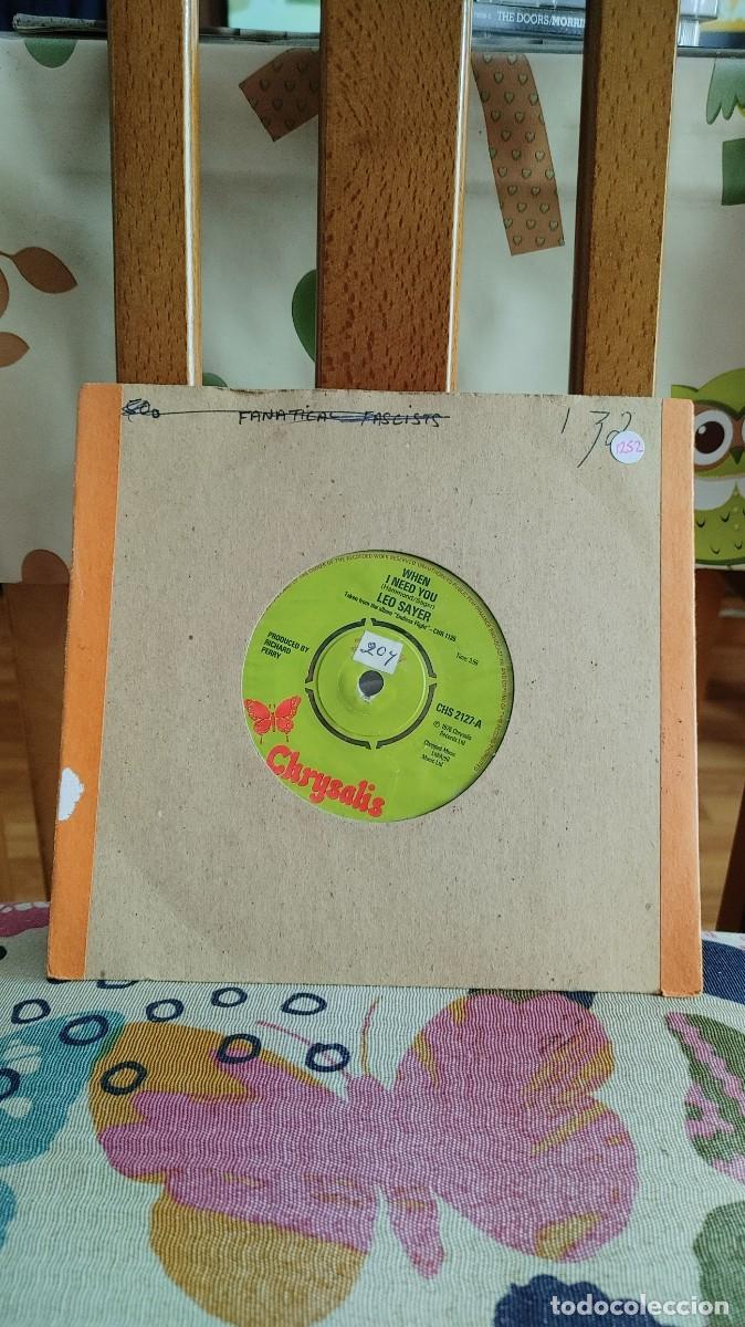 Discos de vinilo: LEO SAYER-SINGLE WHEN I NEED YOU - Foto 2