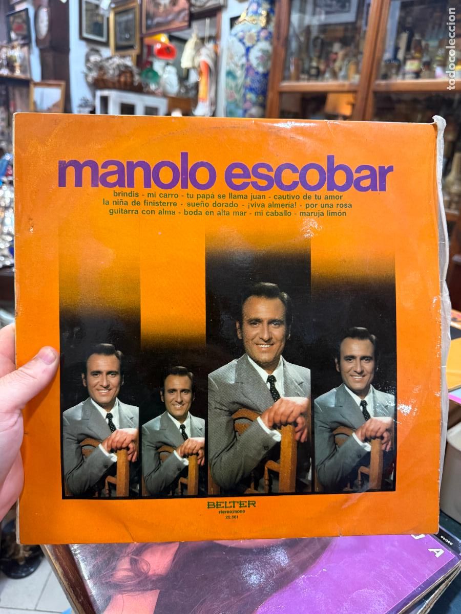 Discos de vinilo: LP MANOLO ESCOBAR --- - Foto 1