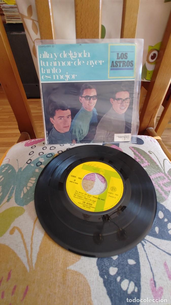 Discos de vinilo: LOS ASTROS-EP ALTA Y DELGADA +3 - Foto 1