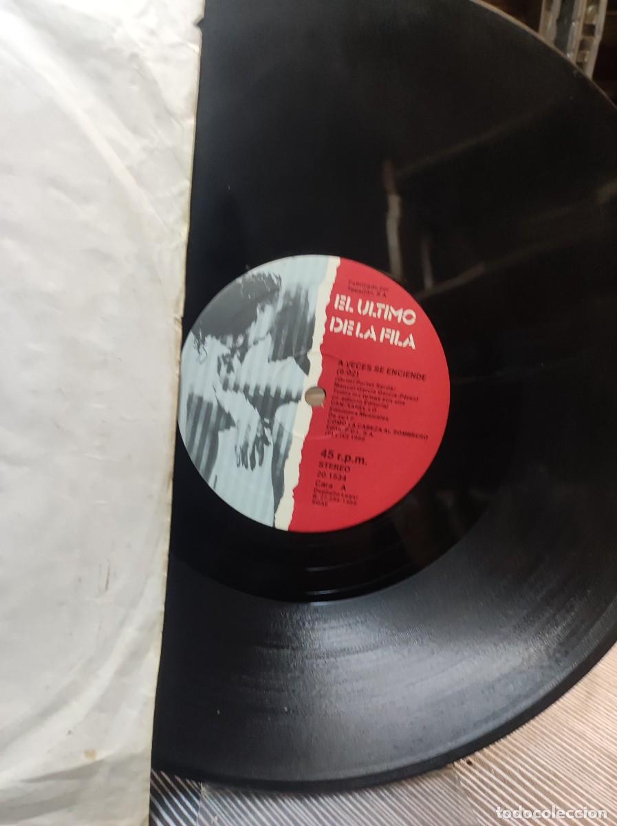 Discos de vinilo: EL ULTIMO DE LA FILA A VECES SE ENCIENCE SINGLE - Foto 1