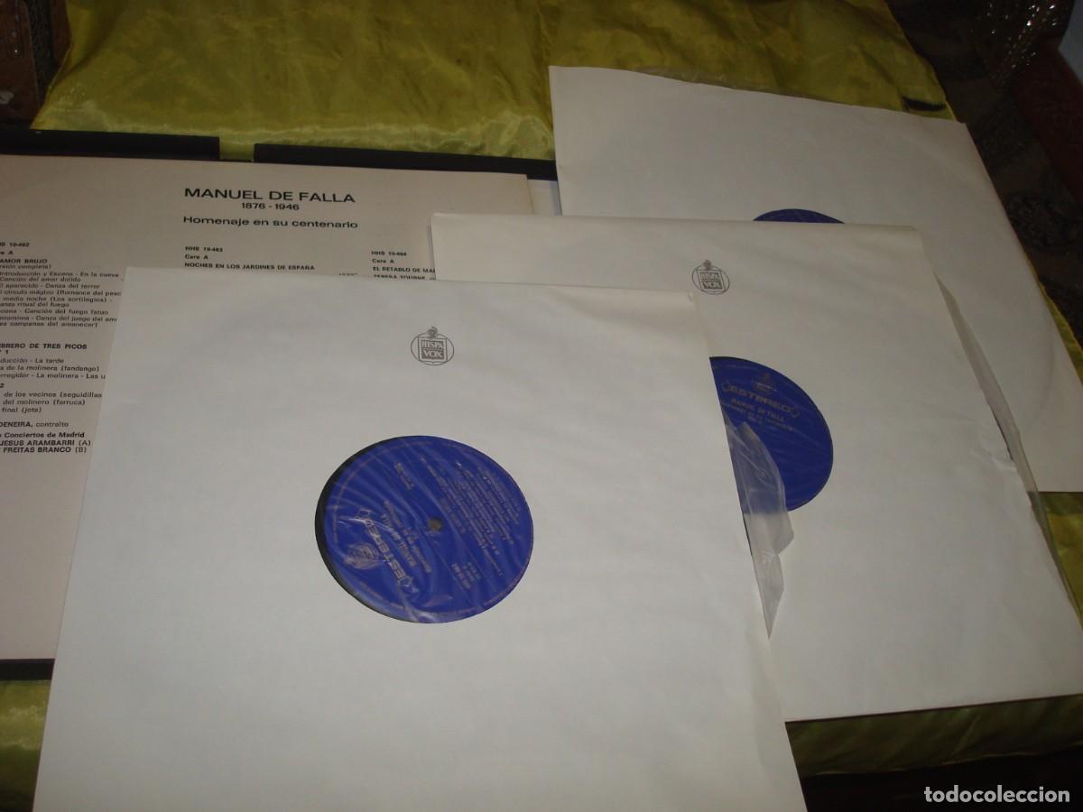 Discos de vinilo: MANUEL DE FALLA. HOMENAJE EN SU CENTENARIO. HISPAVOX, 1976. CAJA CON 3 LP&acute;S + LIBRETO. IMPECABLE(#) - Foto 2