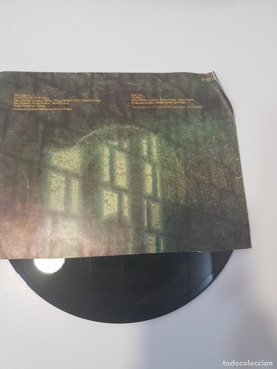 Discos de vinilo: Vinilo Single MIKE OLDFIELD SHADOW ON THE WALL - Foto 1