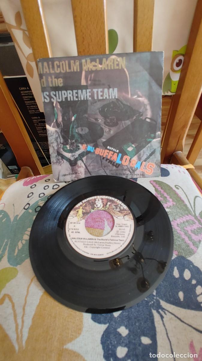 Discos de vinilo: MALCOLM McLAREN-SINGLE BUFFALO GALS - Foto 1