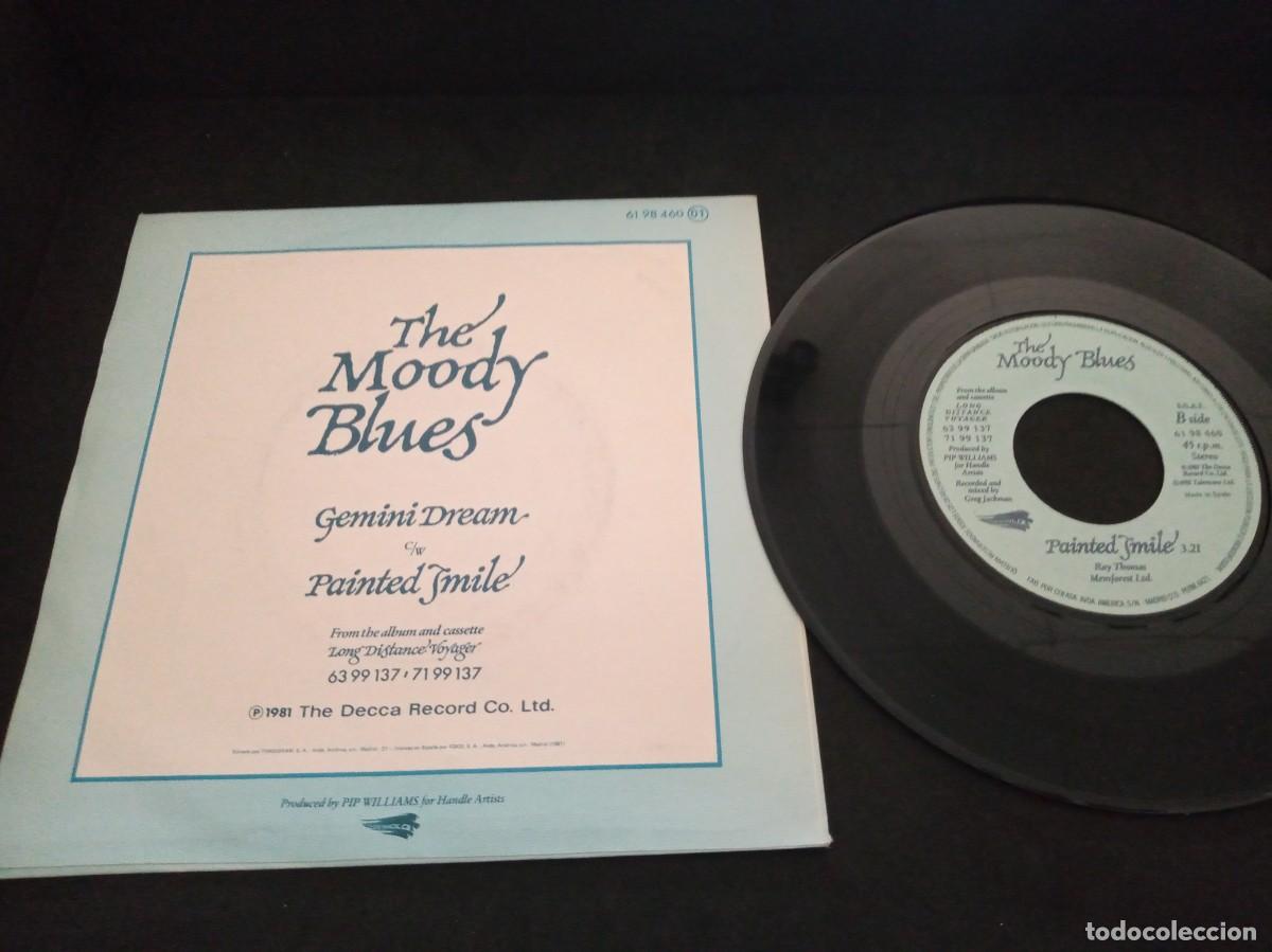 Discos de vinilo: THE MOODY BLUES - GEMINI DREAM - SINGLE. - Foto 2