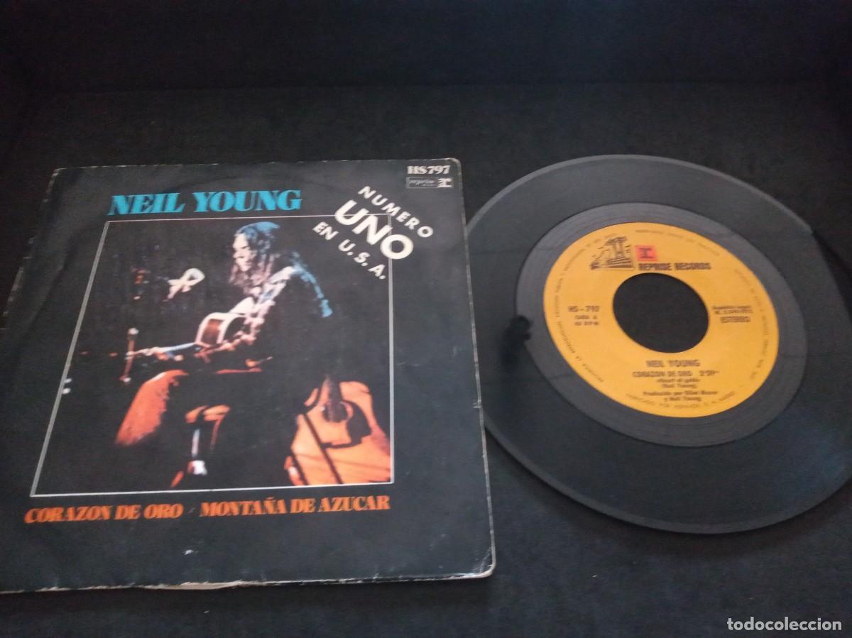 Discos de vinilo: NEIL YOUNG - CORAZ&Oacute;N DE ORO - SINGLE. - Foto 1