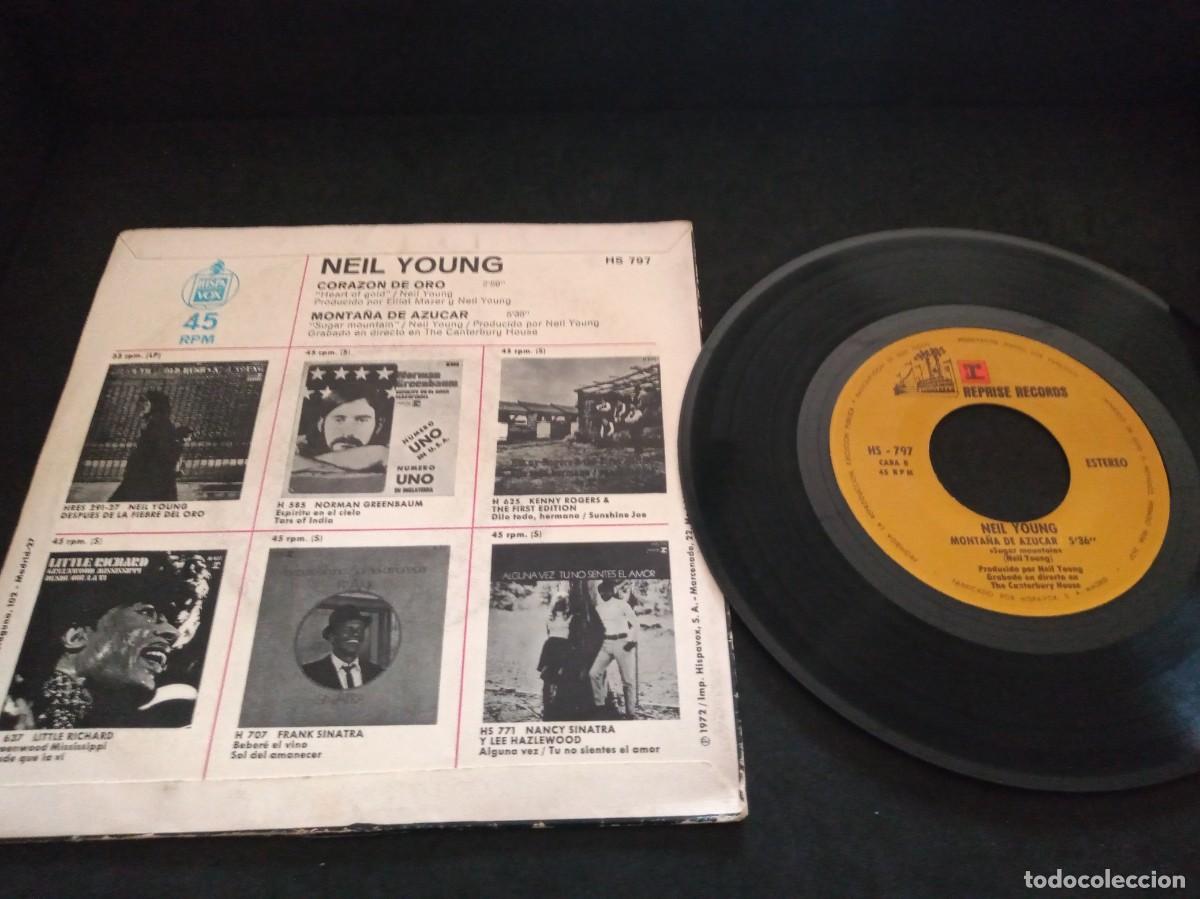 Discos de vinilo: NEIL YOUNG - CORAZ&Oacute;N DE ORO - SINGLE. - Foto 2