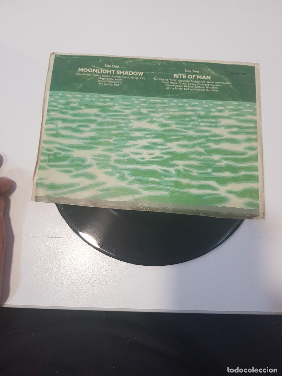 Discos de vinilo: Vinilo Single MIKE OLDFIELD MOONLIGHT SHADOW - Foto 2