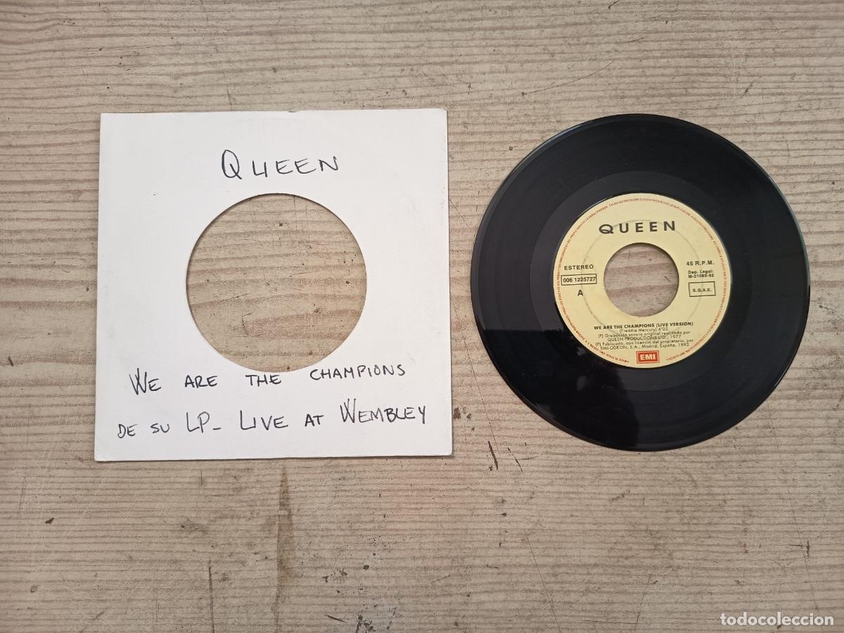 Discos de vinilo: Queen - We Are The Champions - Live Version - Single - Foto 1
