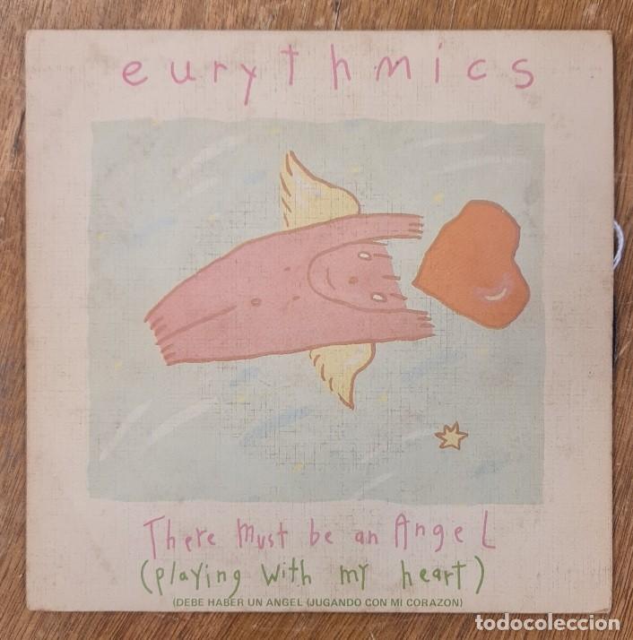 Discos de vinilo: Single Eurythmics There must be on angel - Foto 1