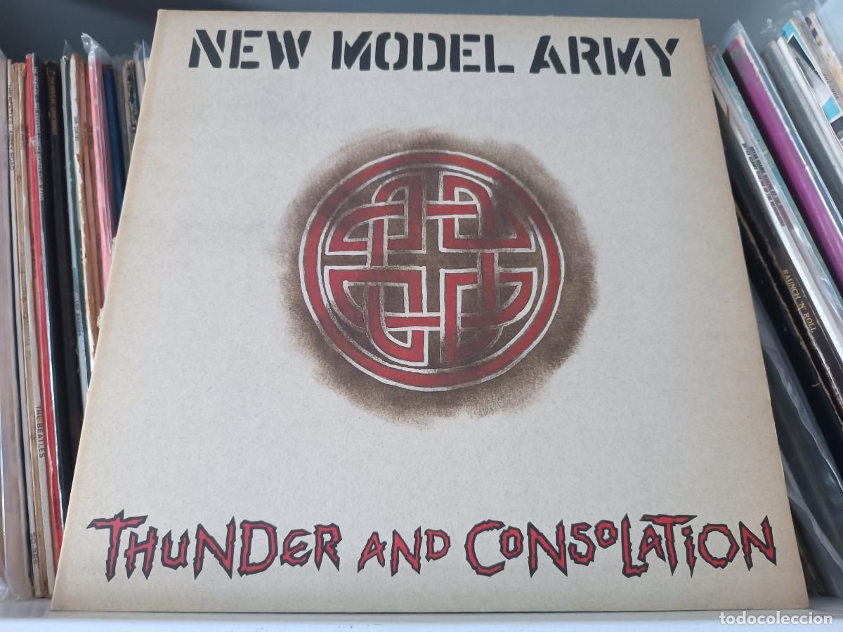 Discos de vinilo: New Model Army &lrm;&ndash; Thunder And Consolation - lp Italy 1989 - Foto 1