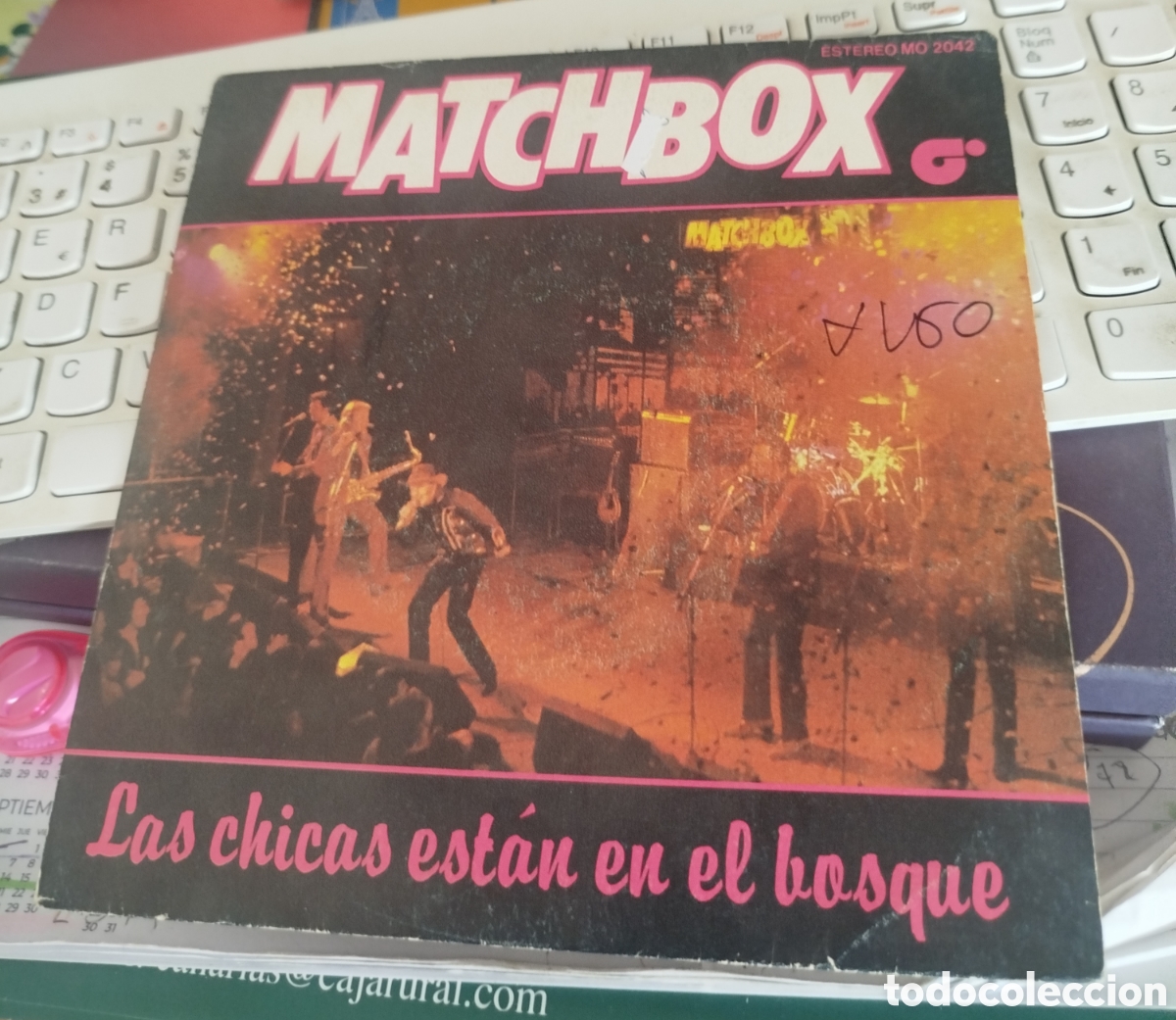 Discos de vinilo: Matchbox - Las chicas est&aacute;n en el bosque - Foto 1