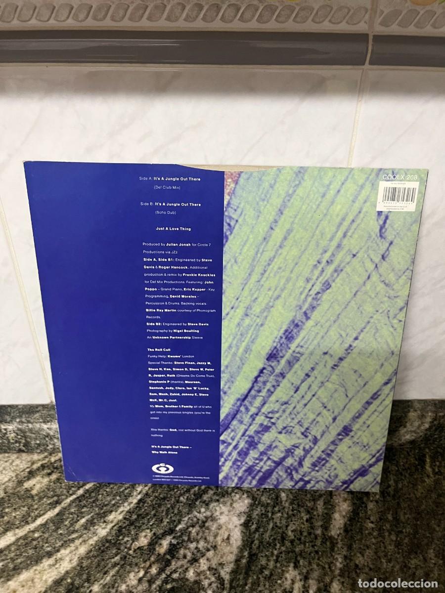 Discos de vinilo: Julian Jonah Its A Jungle Out There - Foto 2