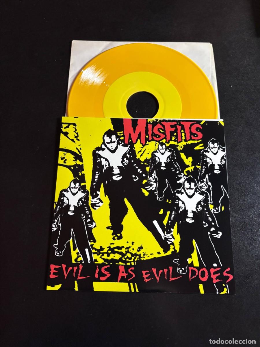 Discos de vinilo: Misfits Evil Is As Evil Does Disco de vinilo amarillo EP single 7&rdquo; punk hardcore danzig - Foto 1