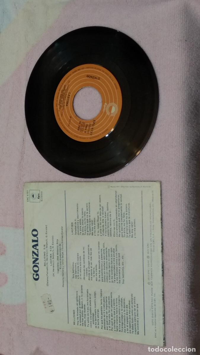 Discos de vinilo: GONZALO - BELLISIMO / LASTIMA , SINGLE EPIC 1977 - Foto 3