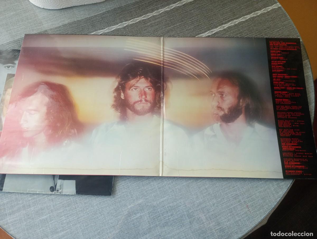 Discos de vinilo: Bee Gees. Spirits having flown. Vinilo - Foto 3