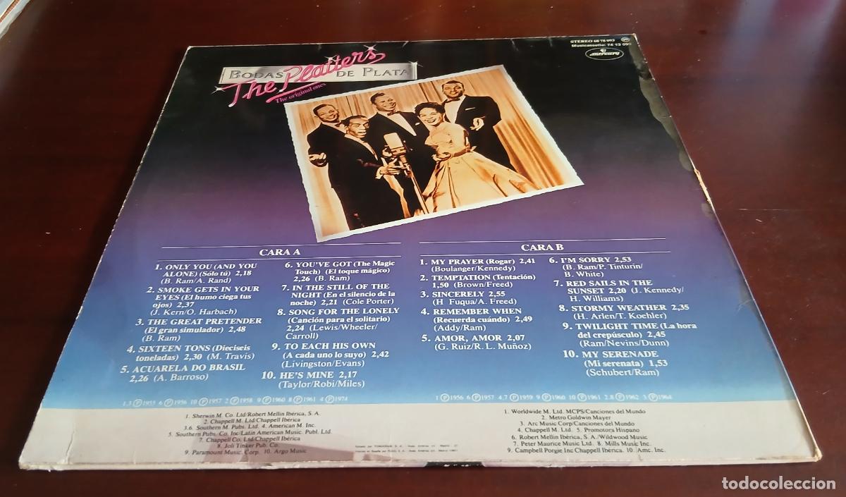Discos de vinilo: THE PLATTERS - BODAS DE PLATA - LP - 1981 - Foto 2