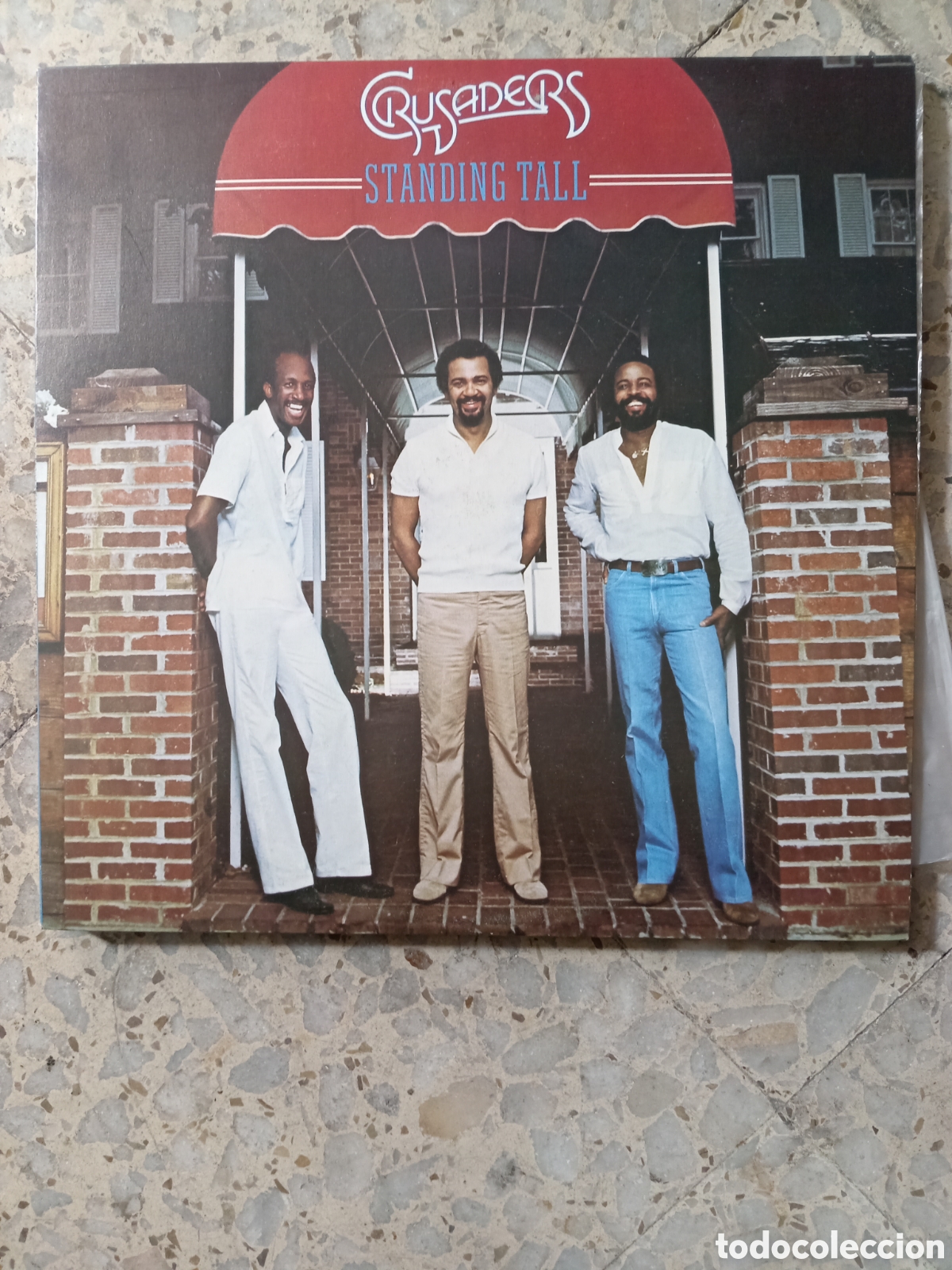 Discos de vinilo: LP THE CRUSADERS STANDING TALL 1981 SPAIN - Foto 1
