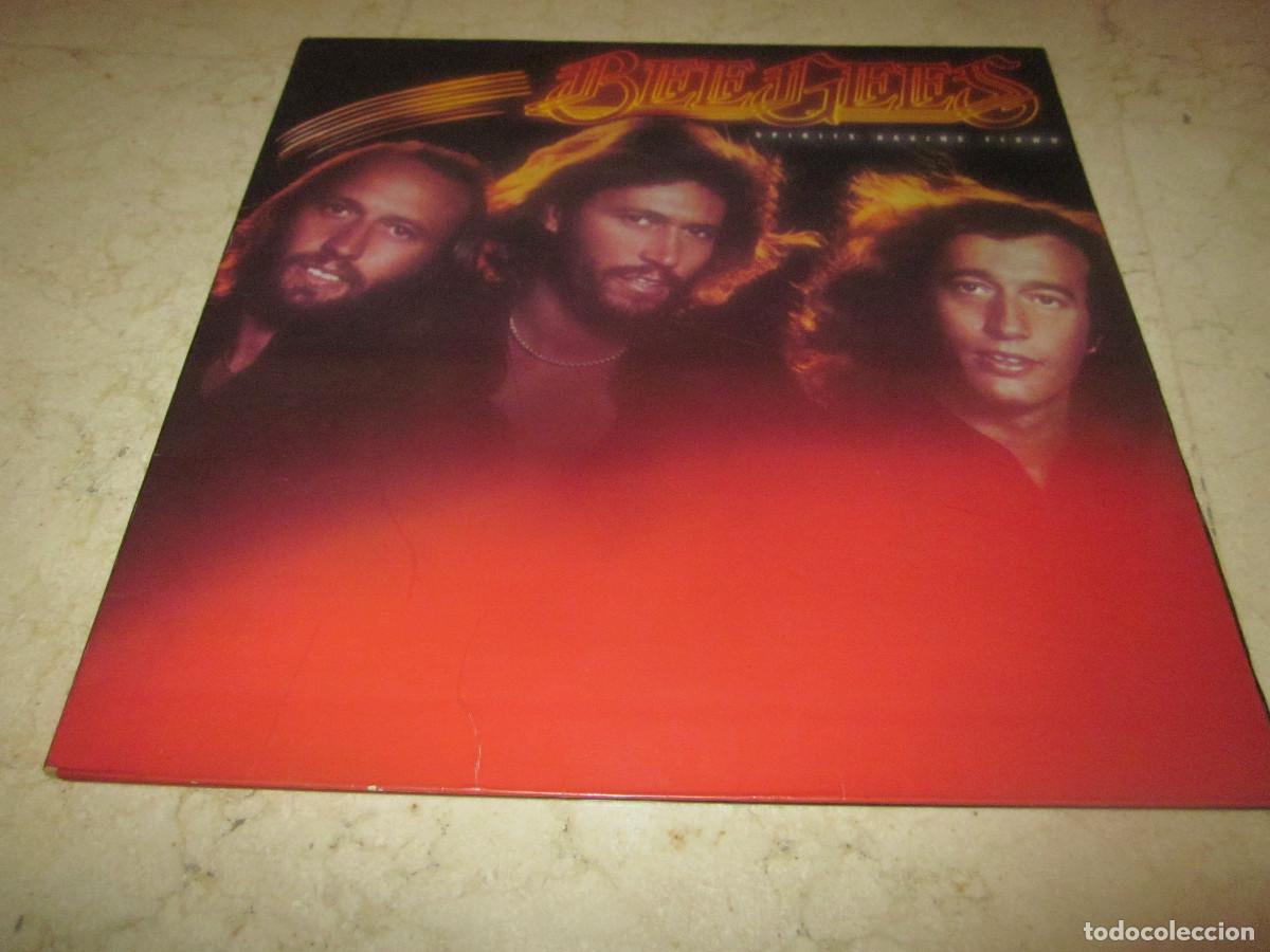 Discos de vinilo: BEE GEES - SPIRITS HAVING FLOWN LP - RSO 1984 - Foto 1