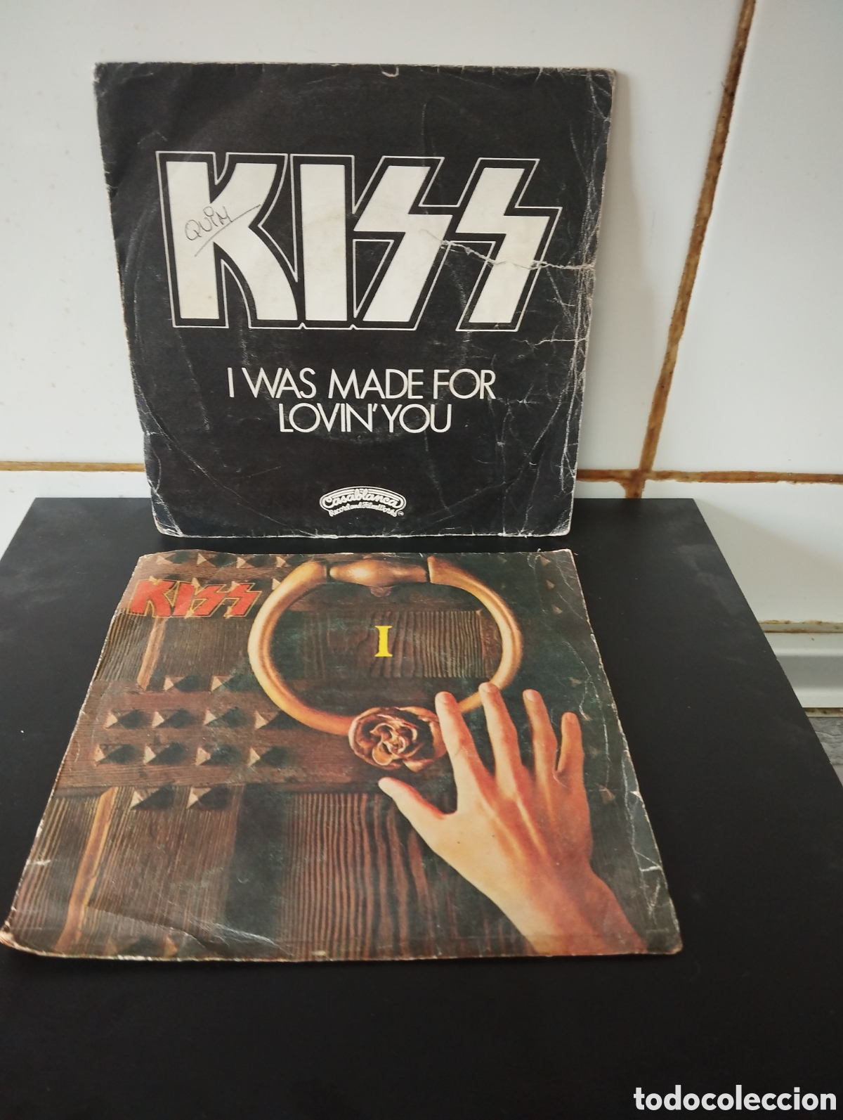 Discos de vinilo: PAREJA DE SINGLES DE kISS - Foto 1