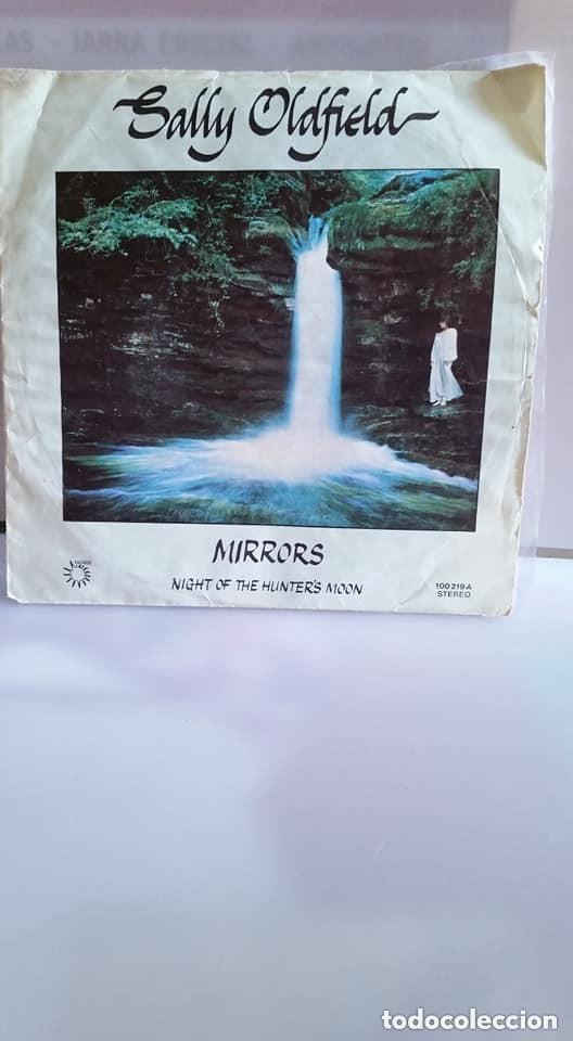 Discos de vinilo: SINGLE DE SALLY OLDFIELD / &rdquo; MIRROS &rdquo; / 1979 - Foto 1