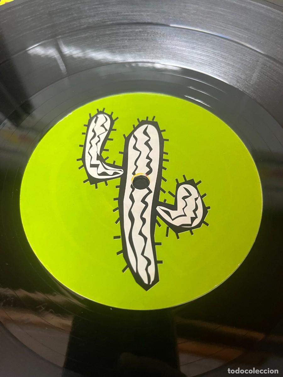 Discos de vinilo: &rdquo;J&rdquo; Bond Check It Out (Could You Be Loved) - Foto 5