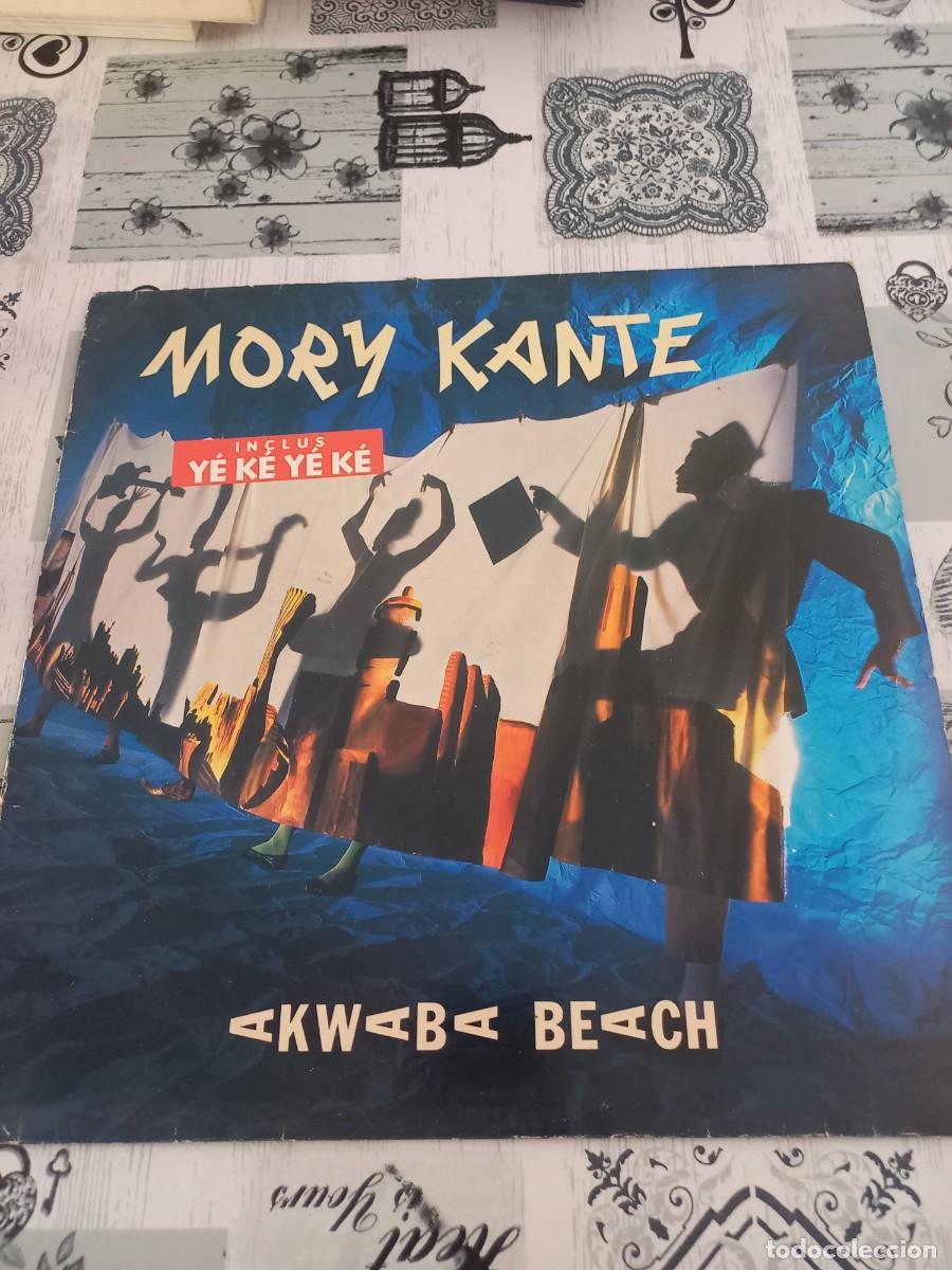 Discos de vinilo: DISCO LP. MORY KANTE. AKWABA BEACH - Foto 1