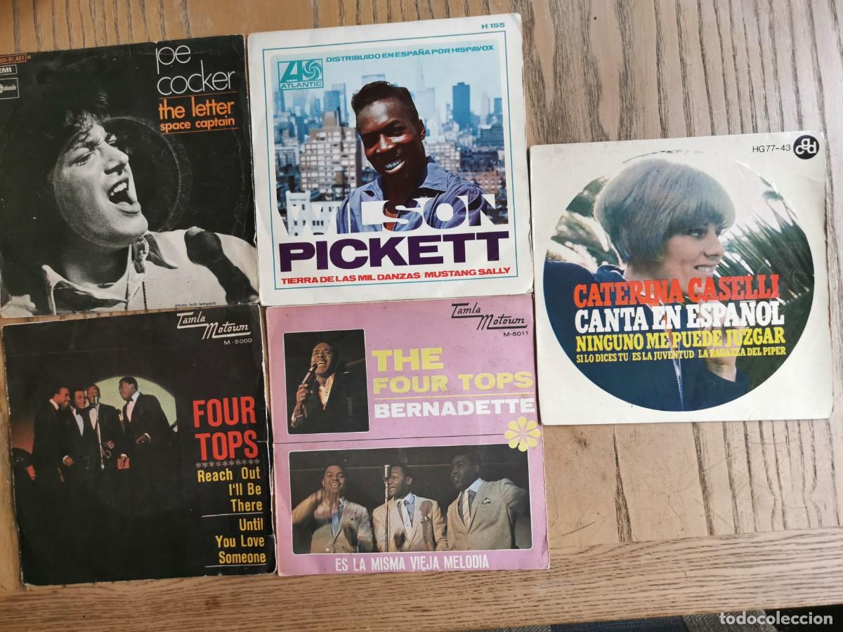 Discos de vinilo: Cinco Singles m&uacute;sica pop-rock. (ver) - Foto 1