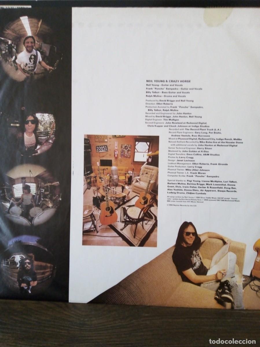 Discos de vinilo: Neil Young & Crazy Horse, Ragged Glory 1990 - Foto 4