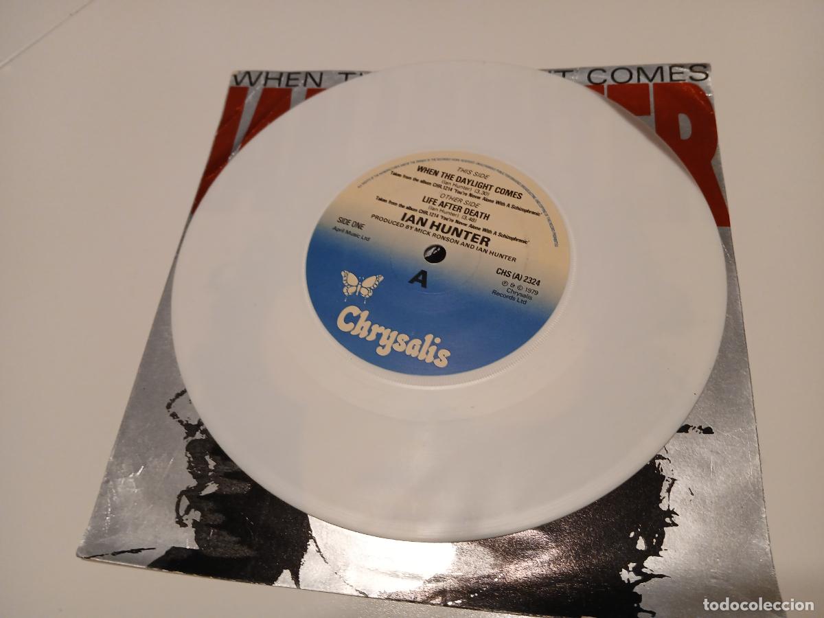 Discos de vinilo: Ian Hunter -When the daylight comes- (1979) single 7&rdquo; - Foto 3