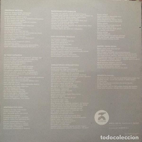 Discos de vinilo: Txomin Artola &ndash; Belar Hostoak - GATEFOLD - Foto 4
